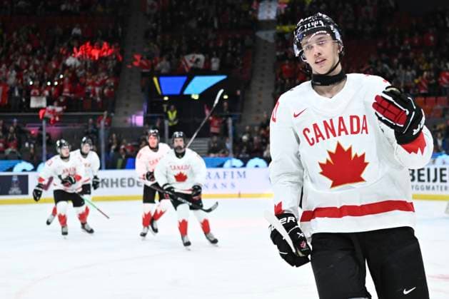 GOTHENBURG, SWEDEN 20231227 Canada s Carson Rehkopf scores 0 4 during the IIHF World Junior Championship group A ice hockey match between Latvia and Canada at Scandinavium in Gothenburg, Sweden December 27, 2023 GOTHENBURG SWEDEN x9200x  Copyright: xBjörnxLarssonxRosvall TT TTx IIHF World Junior Championship 23-24 Latvia-Canada