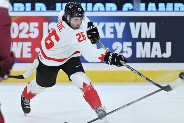 GOTHENBURG, SWEDEN 20231227 Canada s Matthew Savoie during the IIHF World Junior Championship group A ice hockey match between Latvia and Canada at Scandinavium in Gothenburg, Sweden December 27, 2023 GOTHENBURG SWEDEN x9200x  Copyright: xBjörnxLarssonxRosvall TT TTx IIHF World Junior Championship 23-24 Latvia-Canada