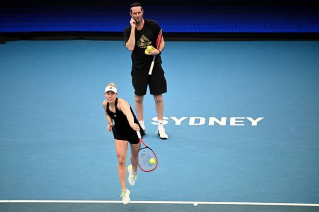 TENNIS UNITED CUP PRACTICE SYDNEY, Angelique Kerber of Germany and team captain Torben Beltz during a practice session ahead of the 2024 United Cup tennis tournament at Sydney Olympic Park Tennis Centre in Sydney, Thursday, December 28, 2023. ( NO ARCHIVING, EDITORIAL USE ONLY, NO USE IN BOOKS WITHOUT CONSENT SYDNEY NSW AUSTRALIA  Copyright: xDANxHIMBRECHTSx 20231228001882582444