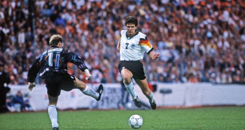18 06 92 Netherlands Germany Sweden, Gothenburg, 17 06 1992, Football, European Championship 1992 in Sweden, Netherlands Germany 3 1 v l Hans van Breukelen Netherlands , Andreas Möller Germany