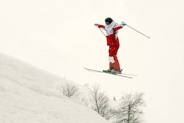 skier flip in the air skier in red trousers, flip in the air (License=RF) 3760117 ,model released, Symbolfoto Copyright: xZoonar.com KudrinxRuslanx 3760117 ,model released, Symbolfoto ,property released