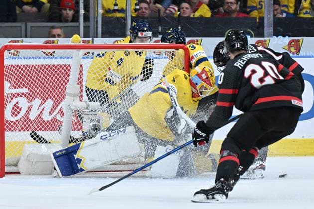 Ice Hockey, Junior World Championship, Canada - Sweden