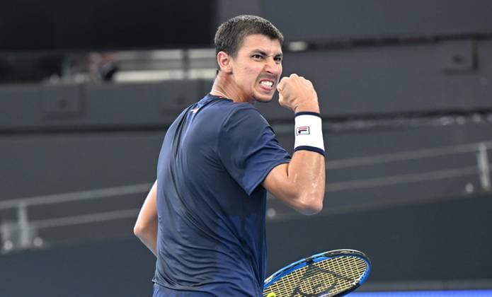 TENNIS BRISBANE INTERNATIONAL, Alexei Popyrin of Australia celebrates winning the first set against Christopher O?Connell of Australia during their round 1 match on Day 1 of the 2024 Brisbane International at the Queensland Tennis Centre in Brisbane, unday, December 31, 2023. ( NO ARCHIVING, EDITORIAL USE ONLY, NO USE IN BOOKS WITHOUT CONSENT BRISBANE QUEENSLAND AUSTRALIA  Copyright: xDARRENxENGLANDx 20231231001883559018