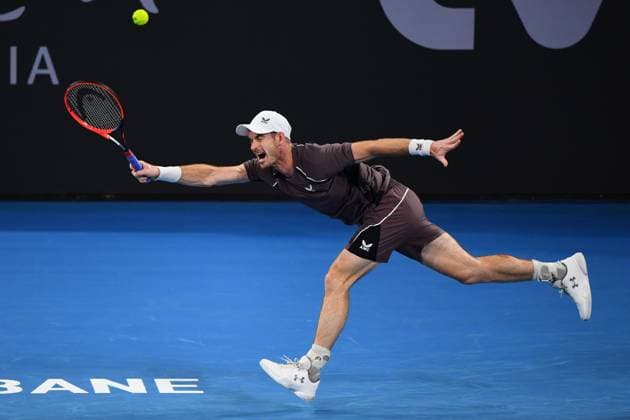 TENNIS BRISBANE INTERNATIONAL, Andy Murray in action against Grigor Dimitrov during their round one match on Day 2 of the 2024 Brisbane International at the Queensland Tennis Centre in Brisbane, Monday, January 1, 2024. NO ARCHIVING, EDITORIAL USE ONLY, NO USE IN BOOKS WITHOUT CONSENT BRISBANE QUEENSLAND AUSTRALIA  Copyright: xJONOxSEARLEx 20240101001883910187