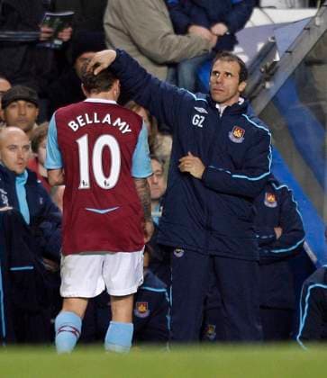 West Ham s Gianfranco Zola gets a pat on the head from Gianfranco Zola West Hams Gianfranco Zola gets a pat on the head from Gianfranco Zola..Barclays Premier League..Chelsea v West Ham United..14th December, 2008..--------------------..Sportimage +44 Image: PHOTOGRAPHER Cal Media) UK EDITORIAL USE ONLY Copyright: xx DavidxKleinx csmphoto160856