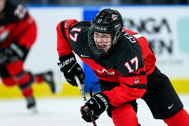 240102 Macklin Celebrini of Canada during the 2024 IIHF World Junior Championship quarter final between Canada and Czech Republic on January 2, 2024 in Gothenburg Photo Jesper Zerman BILDBYRAN kod JZ JZ0479 ishockey ice hockey jvm junior vm u20 2024 iihf world junior championship world juniors canada canada czech republic bbeng  Copyright: JESPERxZERMAN BB240102JZ095