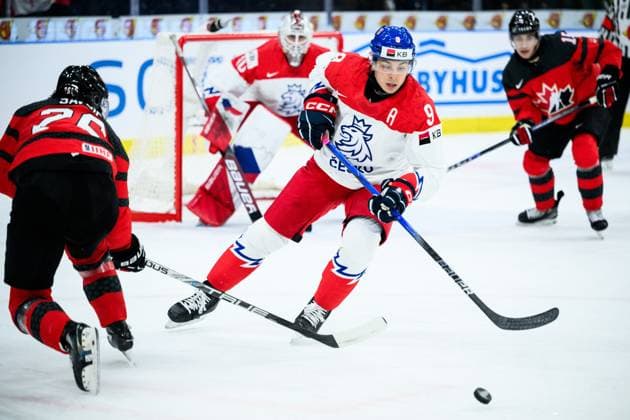 240102 Tomas Hamara of Czech Republic during the 2024 IIHF World Junior Championship quarter final between Canada and Czech Republic on January 2, 2024 in Gothenburg Photo Jesper Zerman BILDBYRAN kod JZ JZ0479 ishockey ice hockey jvm junior vm u20 2024 iihf world junior championship world juniors canada canada czech republic bbeng  Copyright: JESPERxZERMAN BB240102JZ101