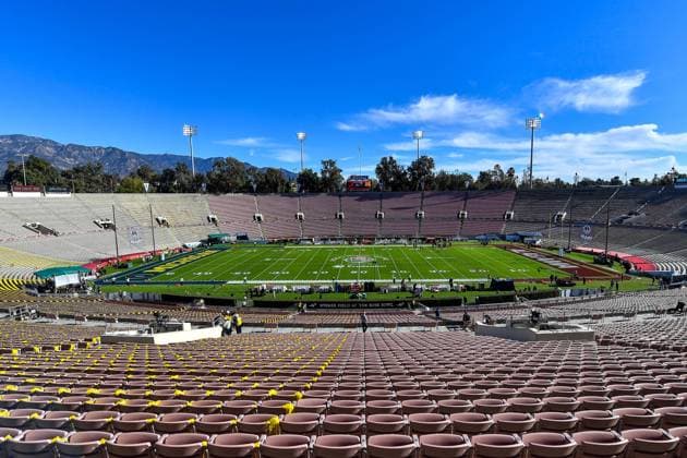 NCAA, College League, USA Football 2024: 110th Rose Bowl CFP National Semi Final Alabama vs Michigan JAN 01 January 1, 2024 Pasadena, CA.Over Views of the Rose Bow Stadium before the 110th Rose Bowl CFP National Semi Final College football game between the Alabama Crimson Tide and the Michigan Wolverines at the Rose Bowl on January 01, 2024 in Pasadena, California..Mandatory Photo Credit: Louis Lopez Cal Media (Credit Image: Â Louis Lopez Cal Sport Media) Pasadena CA United States of America EDITORIAL USE ONLY Copyright: xx ZUMA-20240101_zma_c04_156.jpg LouisxLopezx csmphotothree217789