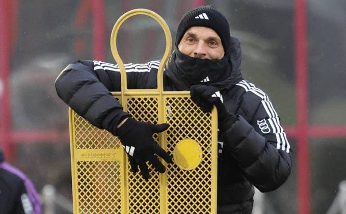 Coach Thomas Tuchel, Portraet, Portrait, Football FC Bayern Muenchen Training at Saebenerstrasse 02 01 2024 PHOTO Mladen Lackovic LakoPress