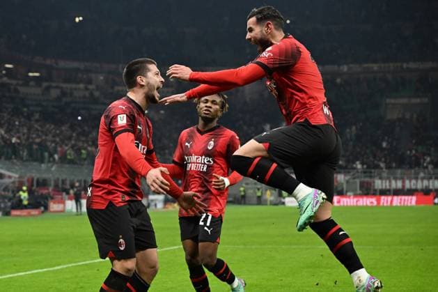 Sport Themen der Woche KW01 Sport Bilder des Tages Luka Jovic (Ac Milan) celebrated by Theo Hernandez (Ac Milan) after his goal during AC Milan vs Cagliari Calcio, Italian football Coppa Italia match in Milan, Italy, January 02 2024  Copyright: xGianlucaxRicci IPAxSportx xipa-ax xx IPA_42485496 IPA_Agency_IPA42485496