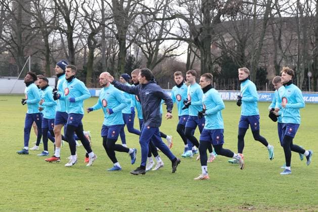 DEU, DFL, 2 FBL Hertha BSC, Training, 03 01 2024, Sportforum, Berlin, DEU, DFL, 2 FBL Hertha BSC, Training, im Bild Hertha Spielerkreis DFL regulations prohibit any use of Photographs as image sequences and or quasi video Foto Juergen Engler nordphoto GmbH nordphotoxGmbHx xEngler nph00076