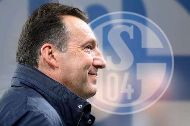 FOTOMONTAGE: Marc Wilmots ist ab sofort neuer Sportdirektor des FC Schalke 04. ARCHIVFOTO: Eurofighter Team von 1997. Die Helden der Schalker UEFA Cup Sieger Mannschaft, Marc WILMOTS Fussball 2. Bundesliga, 33.Spieltag, FC Schalke 04 (GE) - FC St. Pauli 3:2, am 07.05.2022 in Gelsenkirchen Deutschland. DFL regulations prohibit any use of photographs as image sequences and or quasi-video Â *** PHOTOMONTAGE Marc Wilmots is now the new sports director of FC Schalke 04 ARCHIVE PHOTO Eurofighter Team of 1997 The heroes of Schalkes UEFA Cup winning team, Marc WILMOTS Football 2 Bundesliga, 33 Matchday, FC Schalke 04 GE FC St Pauli 3 2, on 07 05 2022 in Gelsenkirchen Germany DFL regulations prohibit any use of photographs as image sequences and or quasi video Â