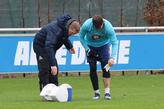 DEU, DFL, 2 FBL Hertha BSC, Training, 04 01 2024, Sportforum, Berlin, DEU, DFL, 2 FBL Hertha BSC, Training, im Bild Florian Niederlechner Hertha BSC Berlin 7 , violates DFL regulations prohibit any use of Photographs as image sequences and or quasi video Foto Juergen Engler nordphoto GmbH nordphotoxGmbHx xEngler nph00076