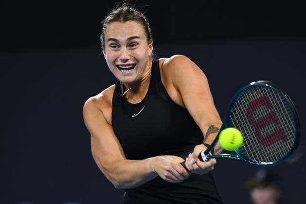 TENNIS BRISBANE INTERNATIONAL, Aryna Sabalenka of Belarus in action against Victoria Azarenka of Belarus during their semifinal match on Day 7 of the 2024 Brisbane International at the Queensland Tennis Centre in Brisbane, Saturday, January 6, 2024. ( NO ARCHIVING, EDITORIAL USE ONLY, NO USE IN BOOKS WITHOUT CONSENT BRISBANE QUEENSLAND AUSTRALIA  Copyright: xJONOxSEARLEx 20240106001885472115