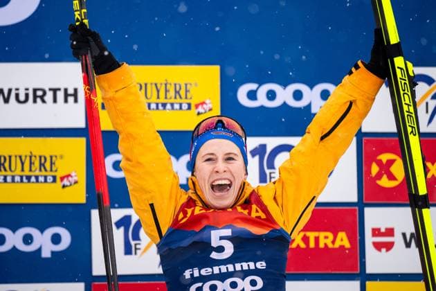 Bilder des Jahres 2024, Sport 01 Januar Sport Themen der Woche KW01 240106 Katharina Hennig of Germany celebrates on the podium after the women s 15 km classic technique mass start during Tour de Ski on January 6, 2024 in Val di Fiemme. Photo: Mathias Bergeld BILDBYRAN kod MB MB0830 skidor cross-country skiing langrenn världscupen fis cross country world cup masstart mass start dam bbeng tour de ski jubel *** 240106 Katharina Hennig of Germany celebrates on the podium after the women s 15 km classic technique mass start during Tour de Ski on January 6, 2024 in Val di Fiemme Photo Mathias Bergeld BILDBYRAN kod MB MB0830 skidor cross country skiing langrenn världscupen fis cross country world cup masstart mass start dam bbeng tour de ski jubel  Copyright: MATHIASxBERGELD BB240106MB079