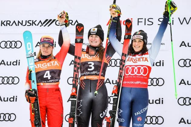Sport Themen der Woche KW01 Sport Bilder des Tages ALPINE SKIING - FIS WC Kranjska Gora KRANJSKA GORA,SLOVENIA,06.JAN.24 - ALPINE SKIING - FIS World Cup, giant slalom, ladies. Image shows the rejoicing of Lara Gut Behrami (SUI), Valerie Grenier (CAN) and Federica Brignone (ITA).  GEPAxpictures xWolfgangxGrebien