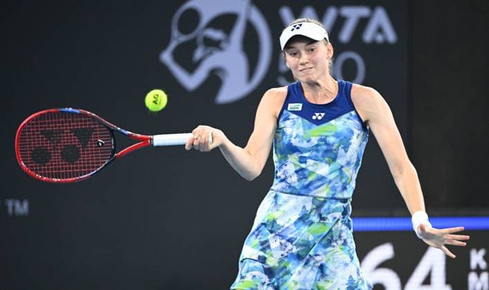 TENNIS BRISBANE INTERNATIONAL, Elena Rybakina of Kazakhstan in action against Aryna Sabalenka of Belarus during the women?s Final on Day 8 of the 2024 Brisbane International at the Queensland Tennis Centre in Brisbane, Sunday, January 7, 2024. ( NO ARCHIVING, EDITORIAL USE ONLY, NO USE IN BOOKS WITHOUT CONSENT BRISBANE QUEENSLAND AUSTRALIA  Copyright: xDARRENxENGLANDx 20240107001885854083