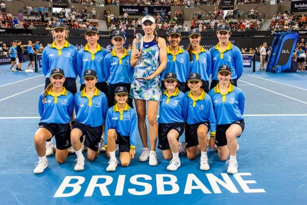 ELENA RYBAKINA receives her trophy after winning the Womens Final Brisbane international 7th January 2024 Brisbane International Tennis Tournament, Day Eight, Queensland Tennis Centre, Brisbane, Australia - 07 Jan 2024  Copyright: xBenxSymons Shutterstockx 14286931cq