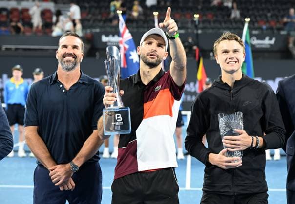 TENNIS BRISBANE INTERNATIONAL, Pat Rafter (left), Grigor Dimitrov (centre) of Belarus and Holger Rune (right) of Denmark are seen during the trophy presentation after the men?s Final on Day 8 of the 2024 Brisbane International at the Queensland Tennis Centre in Brisbane, Sunday, January 7, 2024. ( NO ARCHIVING, EDITORIAL USE ONLY, NO USE IN BOOKS WITHOUT CONSENT BRISBANE QUEENSLAND AUSTRALIA  Copyright: xDARRENxENGLANDx 20240107001885891757