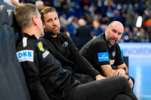 Handball, mens national match, Germany Portugal from left coach Alfred Gislason Germany , team manager Oliver Roggisch Germany , co-coach Erik Wudtke Germany Kiel Wunderino Arena Germany