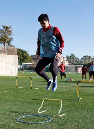 08 01 2024 Soccer 2 Soccer Bundesliga Season 2023 2024 1 FC Nuremberg FCN Club Training Camp Winter Winter Training Camp Marbella Spain Sports Photo Zink DaMa xdaxmax Kanji Okunuki 11, 1 FC Nuremberg FCN warms up