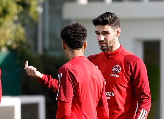 08 01 2024 Soccer 2 Soccer Bundesliga Season 2023 2024 1 FC Nuremberg FCN Club Training Camp Winter Winter Training Camp Marbella Spain Sports Photo Zink DaMa xdaxmax Nathaniel Brown 27, 1 FC Nuremberg FCN Christopher Schindler 16, 1 FC Nuremberg FCN chat