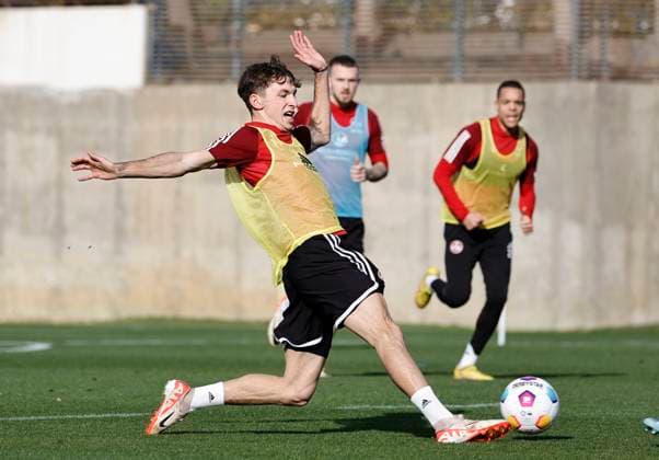 08 01 2024 Soccer 2 Soccer Bundesliga Season 2023 2024 1 FC Nuremberg FCN Club Training Camp Winter Winter Training Camp Marbella Spain Sportfoto Zink DaMa xdaxmax Benjamin Goller 14, 1 FC Nuremberg FCN