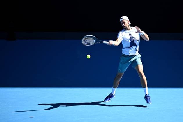 TENNIS AO PRACTICE SESSIONS, Novak Djokovic of Serbia during a practise session ahead of the Australian Open 2024, at Melbourne Park in Melbourne, Tuesday, January 9, 2024. ( NO ARCHIVING, EDITORIAL USE ONLY, NO USE IN BOOKS WITHOUT CONSENT MELBOURNE VICTORIA AUSTRALIA  Copyright: xJOELxCARRETTx 20240109001886759416