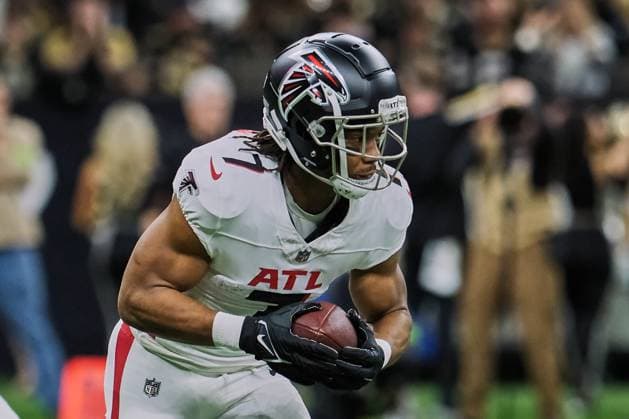 January 9, 2024, New Orleans, Louisiana, U.S: Atlanta Falcons running back BIJAN ROBINSON runs the ball against the New Orleans Saints in an NFL, American Football Herren, USA regular season game in New Orleans, Louisiana USA on January 7, 2024. The Saints beat the Falcons 48-17. New Orleans U.S - ZUMAa14_ 20240109_zaf_a14_002 Copyright: xDanxAndersonx