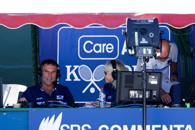 January 10, 2024: MELBOURNE, AUSTRALIA - JANUARY 10: Pat Cash of Australia commentating during day one of the 2024 Kooyong Classic at Kooyong on January 10, 2024 in Melbourne, Australia. - ZUMAp121 20240110_zsp_p121_025 Copyright: xChrisxPutnamx