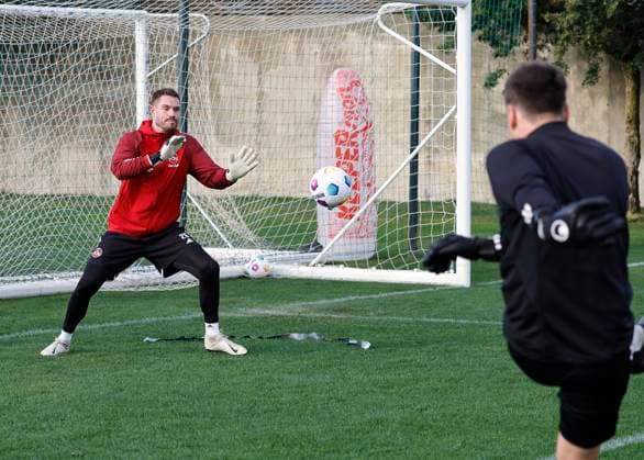 10 01 2024 Soccer 2 Soccer Bundesliga Season 2023 2024 1 FC Nuremberg FCN Club Training Camp Winter Winter Training Camp Marbella Spain Sports Photo Zink DaMa xdaxmax Christian Mathenia 26, 1 FC Nuremberg FCN Dennis Neudahm Goalkeeper Coach 1 FC Nuremberg FCN at Goalkeeper Training