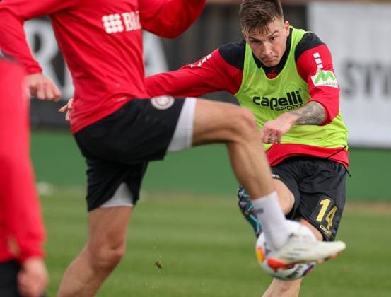 Soccer 2 Bundesliga training camp SV Wehen Wiesbaden 10 01 24, Franko Kovacevic,