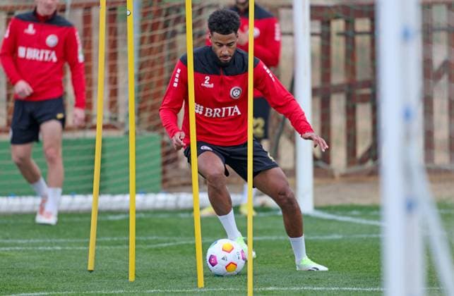 Soccer 2 Bundesliga training camp SV Wehen Wiesbaden 10 01 24, Martin Angha,