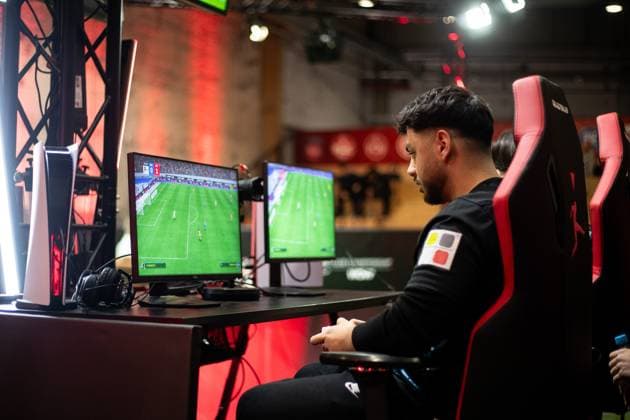 Virtual Bundesliga, North West Division, 10 01 2023 Eren Poyraz Hertha BSC, Erenpyrz030 Virtual Bundesliga, North West Division, 10 01 2023 VBL Club Championship Offline Matchday, January 9 10 Copyright: xBEAUTIFULxSPORTS Buriakovx