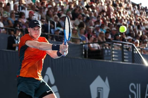 TENNIS ADELAIDE INTERNATIONAL, Jack Draper of the United Kingdom in action against Tommy Paul of the United States during their Quarter Final match of the 2024 Adelaide International at Memorial Drive Tennis Centre in Adelaide, Thursday, January 11, 2024. ( NO ARCHIVING, EDITORIAL USE ONLY, NO USE IN BOOKS WITHOUT CONSENT ADELAIDE SOUTH AUSTRALIA AUSTRALIA  Copyright: xMATTxTURNERx 20240111001887476203