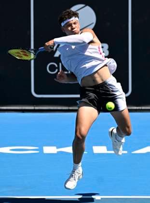 11th January 2024: Auckland, New Zealand: Ben Shelton of the USA plays a shot during his quarter final singles match at the ASB Classic tennis tournament in Auckland, New Zealand.  ActionPlus12596144 AndrewxCornaga