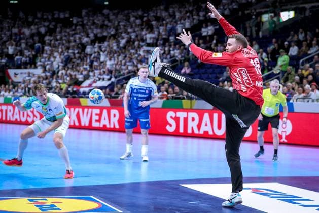 11 01 2024, EHF EURO 2024, European Mens Handball Championship, Mercedes Benz Arena in Berlin, Slovenia Faroe Islands goalkeeper Nicholas Satchwell Faroe Islands in action Berlin Germany