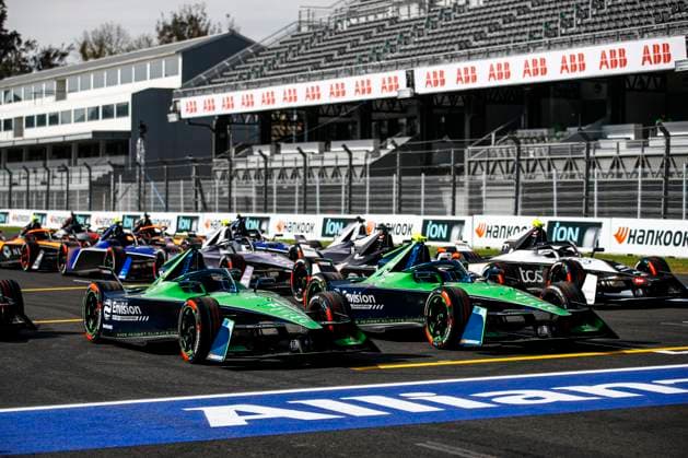 16 BUEMI Sebastien (swi), Envision Racing, Jaguar I-Type 6, 04 FRIJNS Robin (nld), Envision Racing, Jaguar I-Type 6, action during the 2024 Hankook Mexico City ePrix, 1st meeting of the 2023-24 ABB FIA Formula E World Championship, WM, Weltmeisterschaft on the Autodromo Hermanos Rodriguez from January 11 to 13, in Mexico City, Mexico - 2024 FORMULA E HANKOOK MEXICO CITY ePRIX DPPI Panoramic 03424001__B3_1438