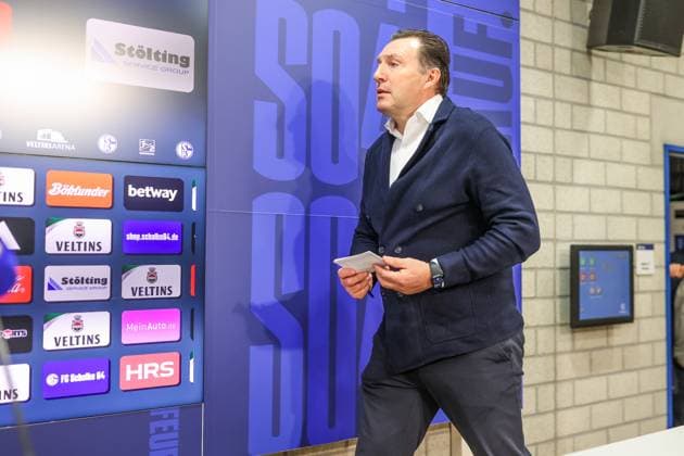 12 01 2024, Football, 2 Bundesliga, Season 2023 2024, Press conference FC Schalke 04, Sports Director Marc Wilmots FC Schalke 04 Gelsenkirchen Veltins Arena NRW Germany xRHR PHOTO TRx Copyright: RHR-FOTOx RHR-FOTO TR