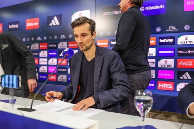 12 01 2024, Football, 2 Bundesliga, Season 2023 2024, Press conference FC Schalke 04, Matthias Tillmann FC Schalke 04 Gelsenkirchen Veltins Arena NRW Germany xRHR PHOTO TRx Copyright: RHR-FOTOx RHR-FOTO TR