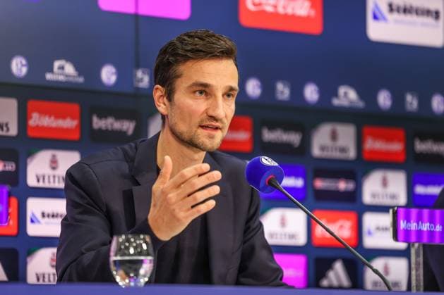 12 01 2024, Football, 2 Bundesliga, Season 2023 2024, Press conference FC Schalke 04, Matthias Tillmann FC Schalke 04 Gelsenkirchen Veltins Arena NRW Germany xRHR PHOTO TRx Copyright: RHR-FOTOx RHR-FOTO TR