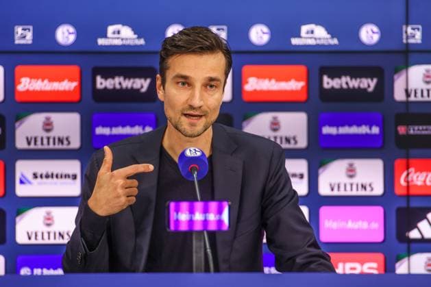 12 01 2024, Football, 2 Bundesliga, Season 2023 2024, Press conference FC Schalke 04, Matthias Tillmann FC Schalke 04 Gelsenkirchen Veltins Arena NRW Germany xRHR PHOTO TRx Copyright: RHR-FOTOx RHR-FOTO TR