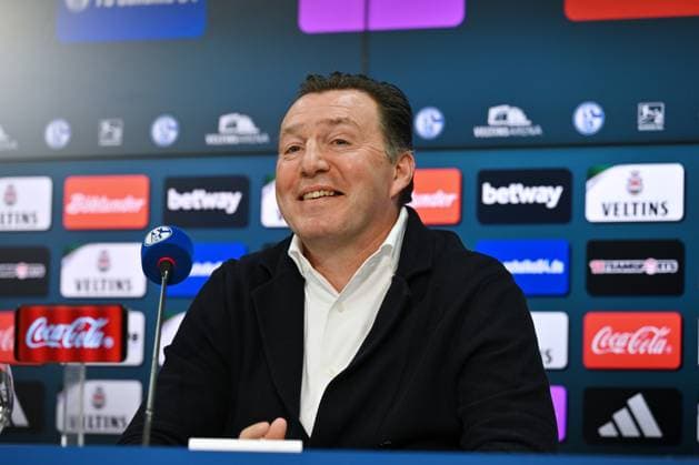 Marc Wilmots Sports Director Schalke 04 12 01 2024, Football, Press conference and media briefing of FC Schalke 04, 2 Bundesliga season 2023 2024 Gelsenkirchen Press room Veltins Arena North Rhine-Westphalia Germany Team2