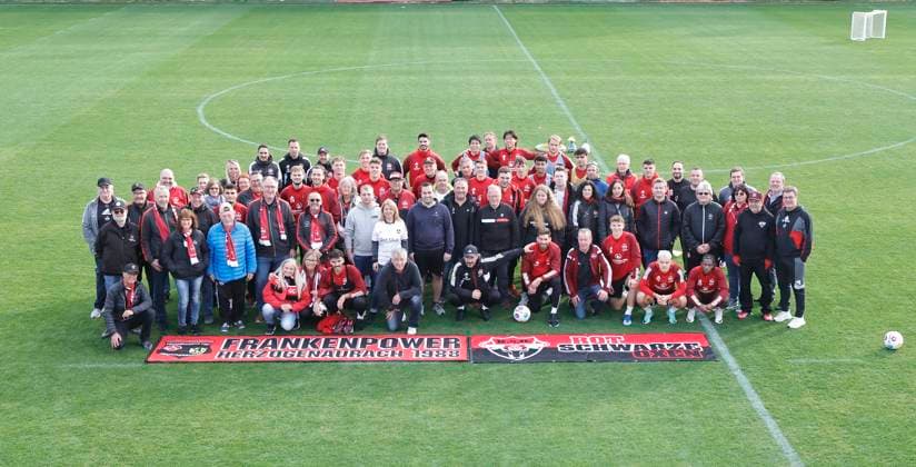 12 01 2024 Soccer 2 Soccer Bundesliga Season 2023 2024 1 FC Nuremberg FCN Club Training Camp Winter Winter Training Camp Marbella Spain Sport Photo Zinc DaMa xdaxmax Group Picture Fan Picture Team Team of Team Team of FCN after end of training End of training with the Clubfan Clubfans FCN Fans Fans Fans