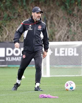 12 01 2024 Soccer 2 Soccer Bundesliga Season 2023 2024 1 FC Nuremberg FCN Club Training Camp Winter Winter Training Camp Marbella Spain Sports Photo Zinc DaMa xdaxmax Cristian Fiel Coach 1 FC Nuremberg FCN with ball on foot