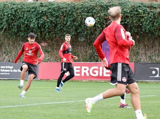 12 01 2024 Soccer 2 Soccer Bundesliga Season 2023 2024 1 FC Nuremberg FCN Club Training Camp Winter Winter Training Camp Marbella Spain Sports Photo Zink DaMa xdaxmax Can Yilmaz Uzun 42, 1 FC Nuremberg FCN with Goal Shot
