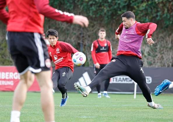 12 01 2024 Soccer 2 Soccer Bundesliga Season 2023 2024 1 FC Nuremberg FCN Club Training Camp Winter Winter Training Camp Marbella Spain Sports Photo Zink DaMa xdaxmax Kanji Okunuki 11, 1 FC Nuremberg FCN with shot on goal gg Ahmet Gürleyen Guerleyen 3, 1 FC Nuremberg FCN