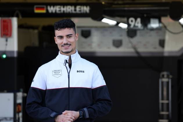 Pascal Wehrlein GER Porsche, Pit lane, Formula E FIA World Championship Season 10, Mexico City E Prix, Mexico, 12 01 2024, Portrait
