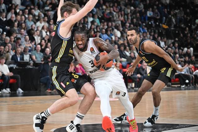 Sport Themen der Woche KW02 Sport Bilder des Tages Paris Lee (asvel) BASKETBALL : LDLC ASVEL vs Alba Berlin - Euroligue - 12 01 2024 FredericChambert Panoramic 