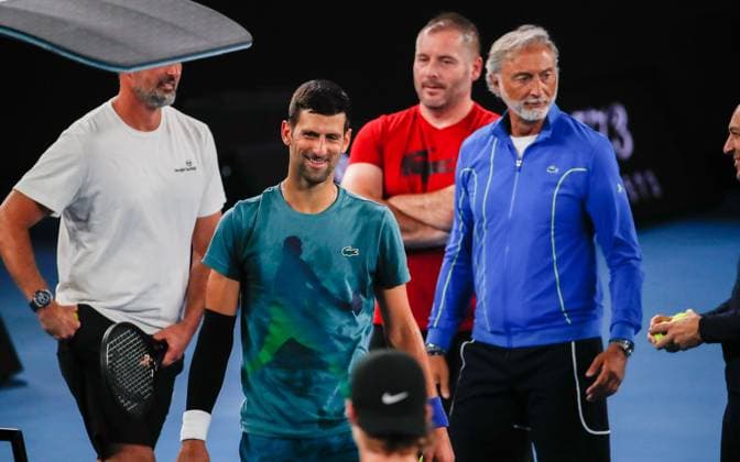 (240113) -- MELBOURNE, Jan. 13, 2024 -- Novak Djokovic (2nd L) of Serbia takes part in a training session ahead of the 2024 Australian Open tennis tournament, in Melbourne, Australia, Jan. 13, 2024. (Photo by Xinhua) (SP)AUSTRALIA-MELBOURNE-TENNIS-AUSTRALIAN OPEN-TRAINING HuxJingchen 